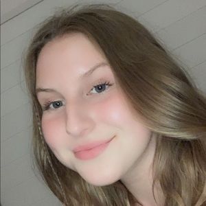 Meet your Posher, Paige